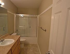 15428 84th Ave E, Puyallup, Wa 98375   Fantastic House in Puyallup, WA (Photo 10 of 12)