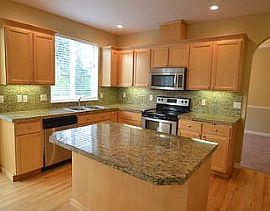 15428 84th Ave E, Puyallup, Wa 98375   Fantastic House in Puyallup, WA (Photo 3 of 12)