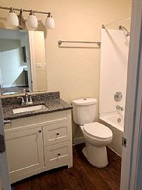 Check Out Our Charming Apartment  in Bensenville, IL (Photo 4 of 6)