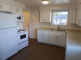 Nicely Updated 4bed/2bath Home Awaits a New Renter! in Salt Lake City, UT