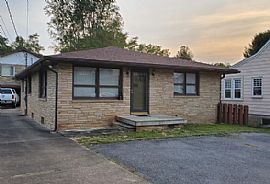 8522 Cost Ave, Clarksburg, Wv 26301 in Clarksburg, WV