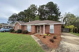6917 Oak Side Dr, Montgomery, Al 36117 in Montgomery, AL