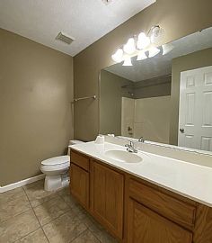 6917 Oak Side Dr, Montgomery, Al 36117 in Montgomery, AL (Photo 9 of 12)