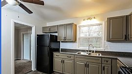 212 Sam Pate Dr, Birmingham, Al 35215 in Birmingham, AL (Photo 3 of 8)