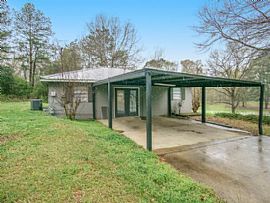 1006 Hillcrest Dr, Bessemer, Al 35022 in Bessemer, AL