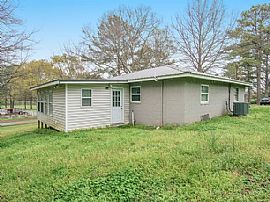 1006 Hillcrest Dr, Bessemer, Al 35022 in Bessemer, AL (Photo 8 of 10)