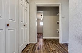 For Rent  in Dallas, TX (Photo 5 of 9)