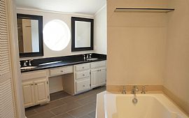 House For Rent  in Dallas, TX (Photo 10 of 11)