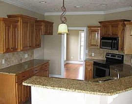 215 Wrightsburg Ct, Wetumpka, Al 36093 in Wetumpka, AL (Photo 2 of 10)