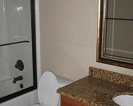 215 Wrightsburg Ct, Wetumpka, Al 36093 in Wetumpka, AL (Photo 8 of 10)