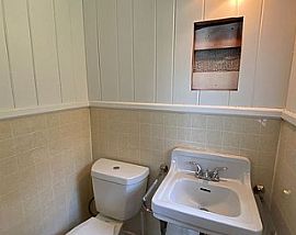 742 Valley St, Hoover, Al 35226 in Hoover, AL (Photo 6 of 10)