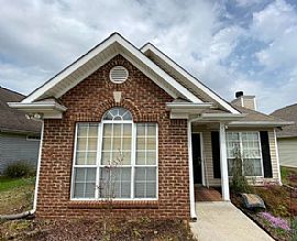 112 Flagstone Ln, Calera, Al 35040 in Calera, AL