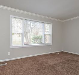 212 Sam Pate Dr, Birmingham, Al 35215 in Birmingham, AL (Photo 11 of 12)