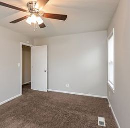 212 Sam Pate Dr, Birmingham, Al 35215 in Birmingham, AL (Photo 5 of 12)