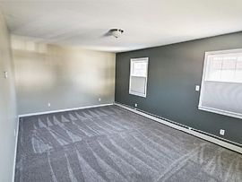 Bedrooms: 2 Bathrooms: 1 in Lynbrook, NY (Photo 5 of 11)