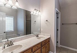 114 Cedar Falls Ct, Huntsville, Al 35806 in Huntsville, AL (Photo 8 of 10)