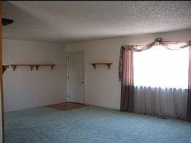 35 Granada St, Fernley, Nv 89408 in Fernley, NV (Photo 9 of 11)