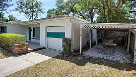 House For Rent 2 Bedroom 1 Bathroom in Tampa, FL (Photo 3 of 12)
