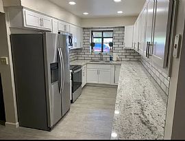 2202 W State Ave, Phoenix, Az 85021 in Phoenix, AZ (Photo 3 of 8)