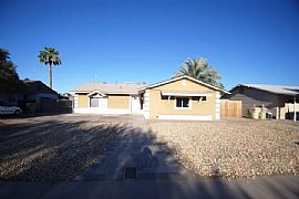 6008 N 61st Dr, Glendale, Az 85301 in Glendale, AZ