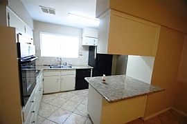 6008 N 61st Dr, Glendale, Az 85301 in Glendale, AZ (Photo 6 of 6)