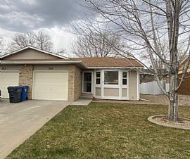 Nice 2 Bedroom Beautiful House. 767 16th St Sw, Loveland, Co 80 in Loveland, CO