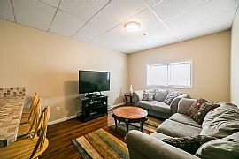 144 N 7th St Apt 3b, Allentown in Allentown, PA (Photo 3 of 5)