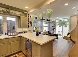 Beautiful One Bed  in Portland, OR (Photo 7 of 7)