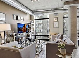 Lovely One Bed in Minneapolis, MN (Photo 4 of 4)