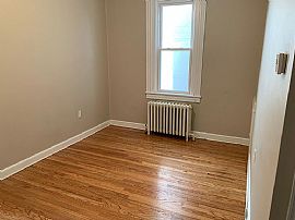 734 Center St #1, Bethlehem in Bethlehem, PA (Photo 3 of 4)