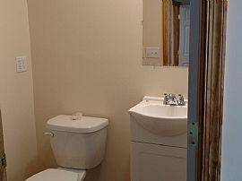 Studio1 Bathroom  400 Sqft (undisclosed Address), Bangor, Pa  in Bangor, PA (Photo 3 of 5)