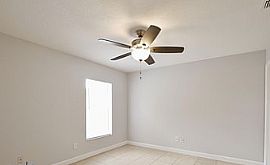 Calm and Cspacious 3 Bedroom House. 327 Sherborne Ln, Kissimmee in Kissimmee, FL (Photo 3 of 6)