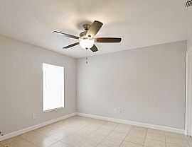 Calm and Cspacious 3 Bedroom House. 327 Sherborne Ln, Kissimmee in Kissimmee, FL (Photo 4 of 6)