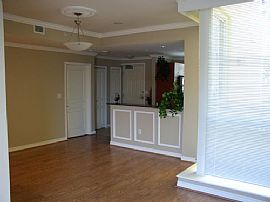 Luxurious Downtown San Diego Townhouse in San Diego, CA (Photo 3 of 5)