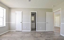 203 Adrian Dr, Huntsville, Al 35811 in Huntsville, AL (Photo 7 of 9)