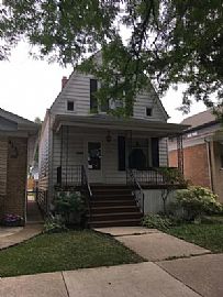 Really Nice 2 Bed Home in Independence Park in Chicago, IL