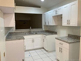 House For Rent - Florida  in Florida City, FL (Photo 11 of 12)