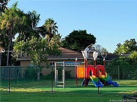 House For Rent - Florida  in Florida City, FL (Photo 4 of 12)