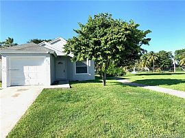 House For Rent - Florida  in Florida City, FL (Photo 9 of 12)