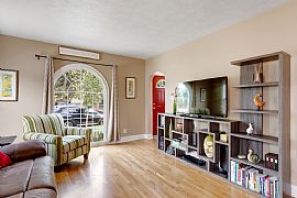 319 S Mt Vernon Ave Prescott, Az 86303 in Prescott, AZ (Photo 2 of 6)