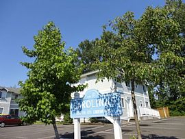 2 Bedroom Home in Bellingham, WA (Photo 5 of 8)