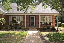 566 Homewood Drauburn, Al 36830 in Auburn, AL