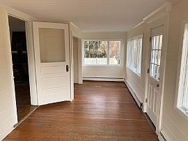 97 Old Middlesex Tpke, Old Saybrook, Ct 06475 in Old Saybrook, CT (Photo 4 of 11)