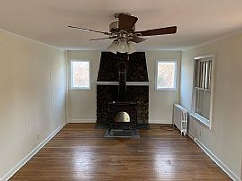 97 Old Middlesex Tpke, Old Saybrook, Ct 06475 in Old Saybrook, CT (Photo 5 of 11)