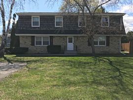 4 Mile Rd, Racine, Wi 53402 in Racine, WI