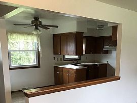 4 Mile Rd, Racine, Wi 53402 in Racine, WI (Photo 3 of 12)