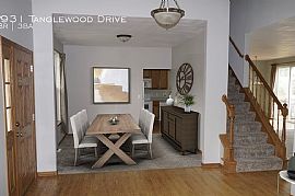 2931 Tanglewood Dr, Waukesha, Wi 53189 in Waukesha, WI (Photo 4 of 11)