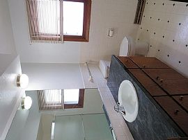  867 W Hamilton Ave, Eau Claire, Wi 54701 in Eau Claire, WI (Photo 7 of 11)