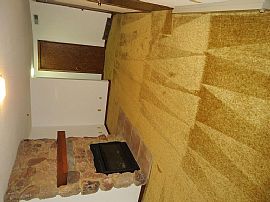  867 W Hamilton Ave, Eau Claire, Wi 54701 in Eau Claire, WI (Photo 8 of 11)