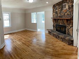 646 S 103rd St, West Allis, Wi 53214 in West Allis, WI (Photo 3 of 9)